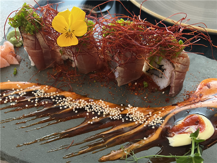 tuna roll